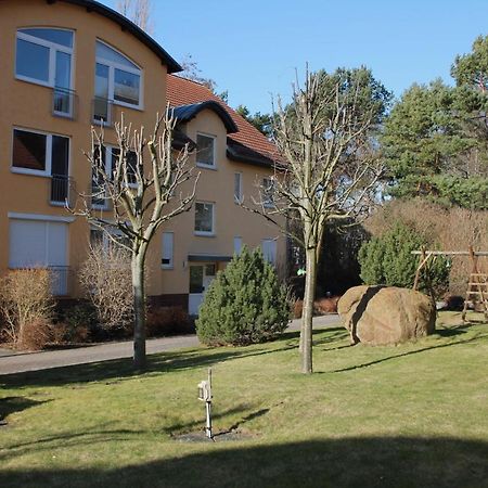 Waldstrasse Whg 02 Apartment Koserow ภายนอก รูปภาพ